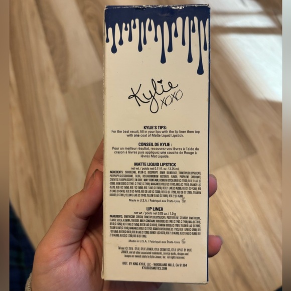Kylie Lip Kit “Freedom” - Picture 2 of 5